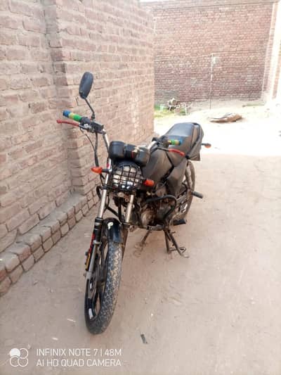 UD100 self start bike in good condition.