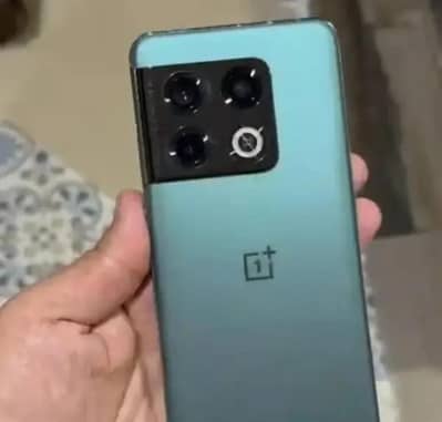 One Plus 10 Pro
