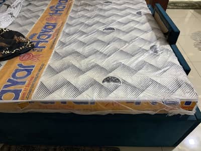 Hayal Queen Size Mattress ortho top new Condition