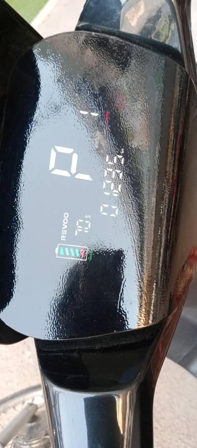 Revoo A12