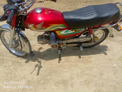 Honda cd 70 motorcycle