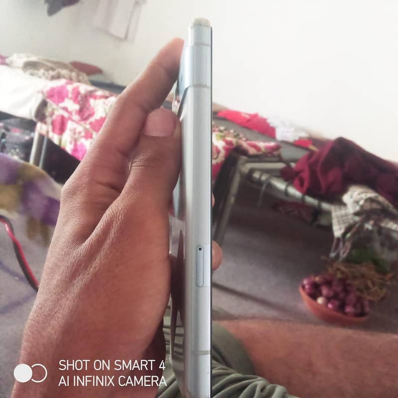 Google Pixel 7a 4