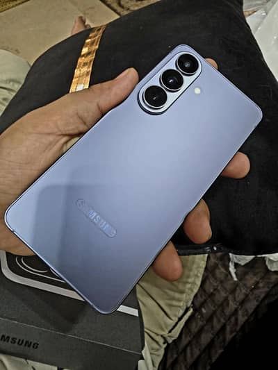 Samsung S26