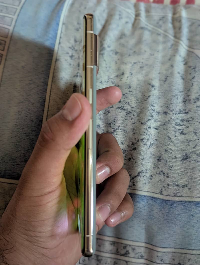 Google Pixel 7 Pro 4