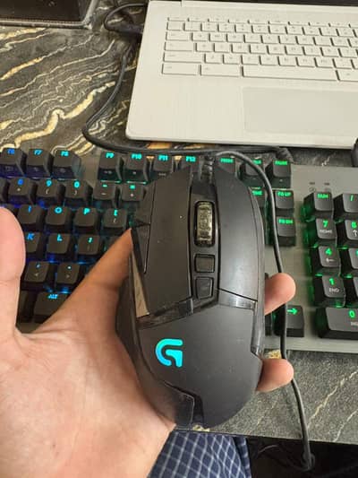 Logitech G502 hero