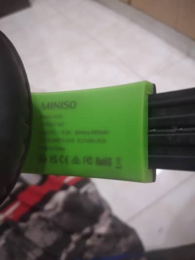 MIniso headfones
