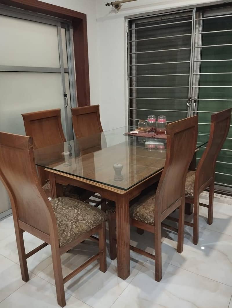 6 seats solid wood dining table 0