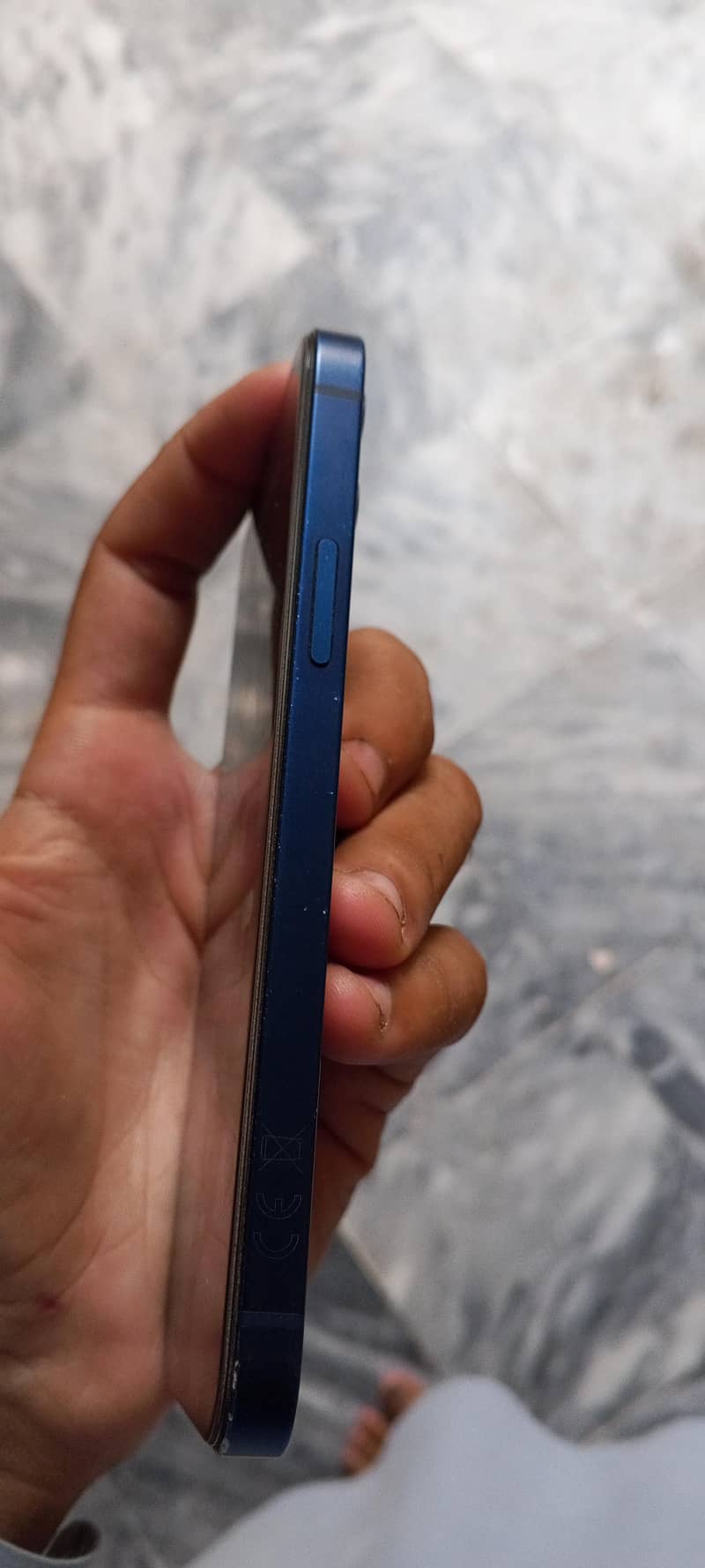 Apple iPhone 12 3