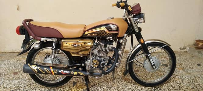 honda 125 gold
