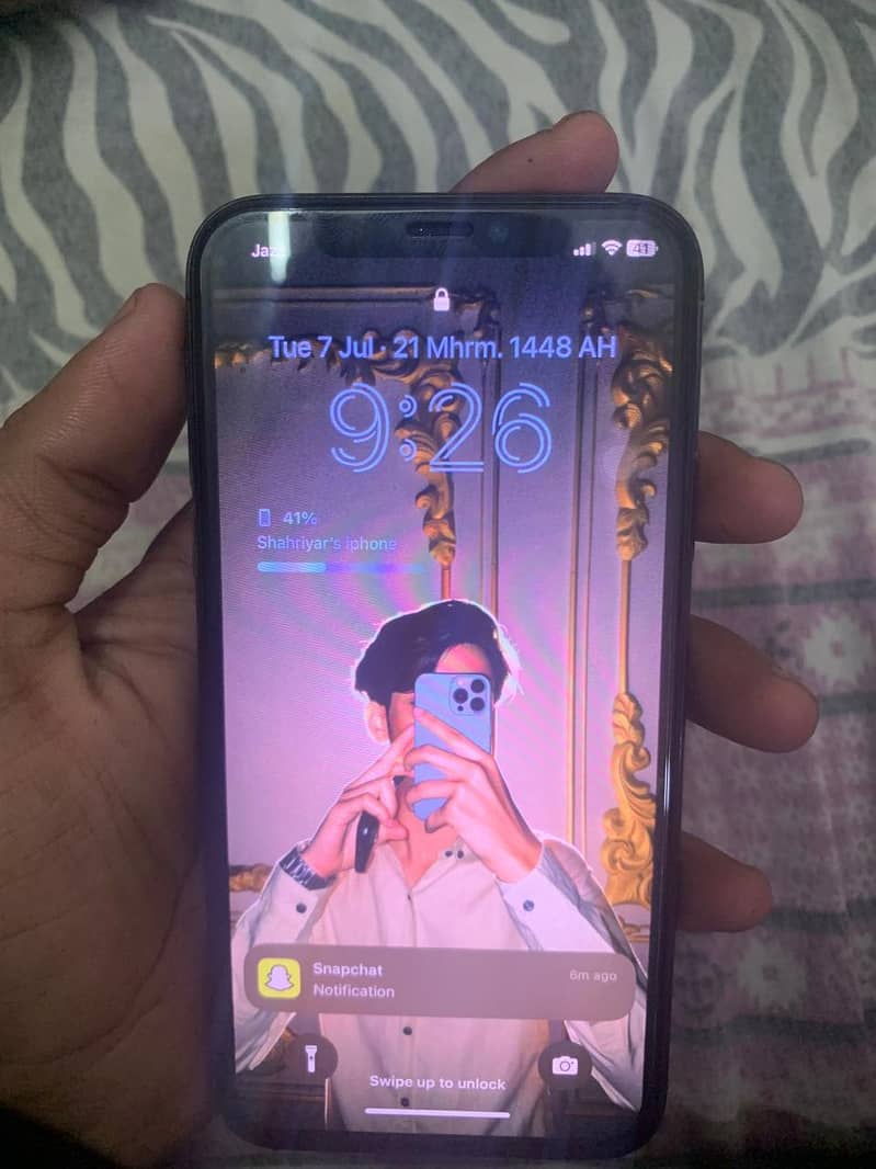 Apple iPhone X 4