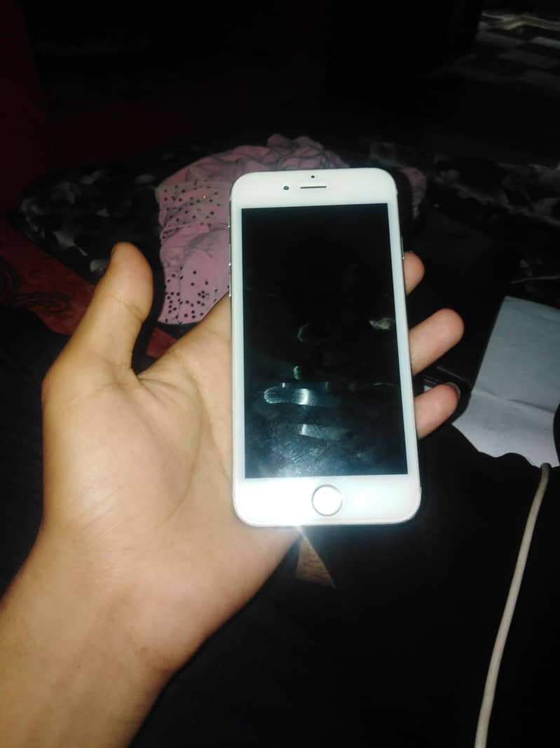 Apple iPhone 6 3
