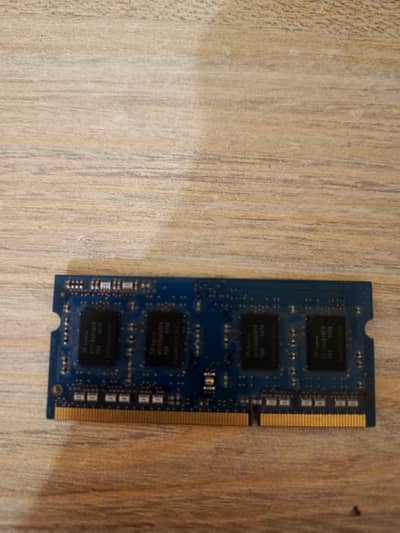 laptop 4GB RAM