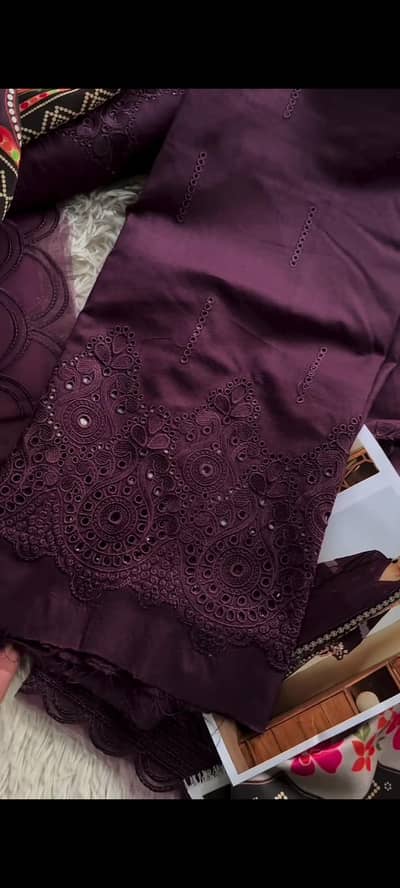 Mahnur 3pc Emb Suit