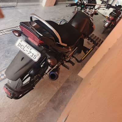 Yamaha YBR 125G 2025