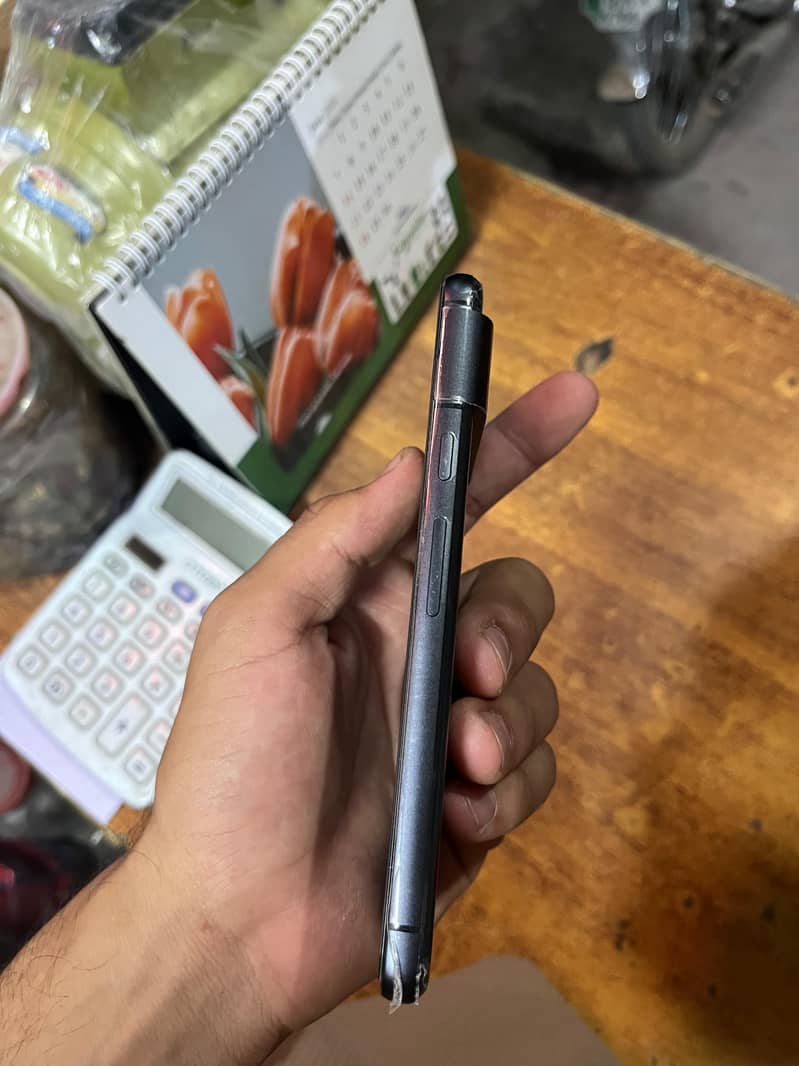 Google Pixel 8 3