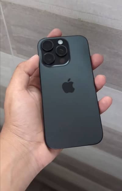 iPhone 16 pro max 256GB  – 100 health