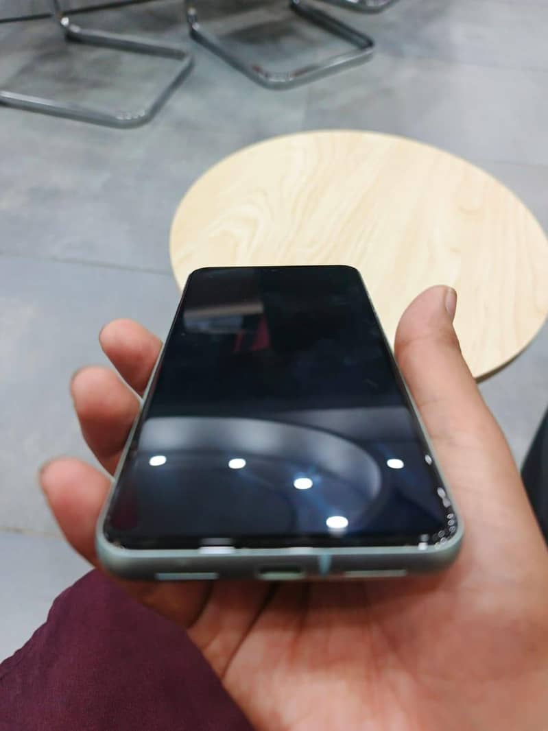 Google Pixel 8 2