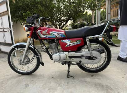 Honda 125cc bike urgent for sale 03278130349