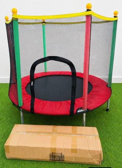 Kids Trampoline with Safety Net – Excellent Condition