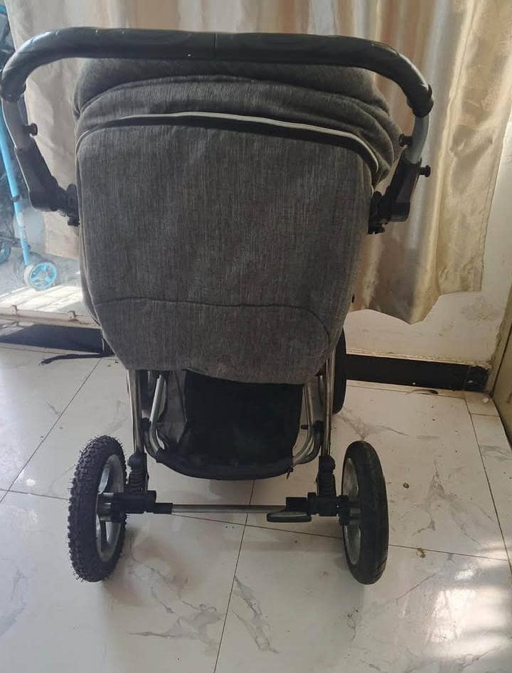 Pram/Stroller/Pushchair 3