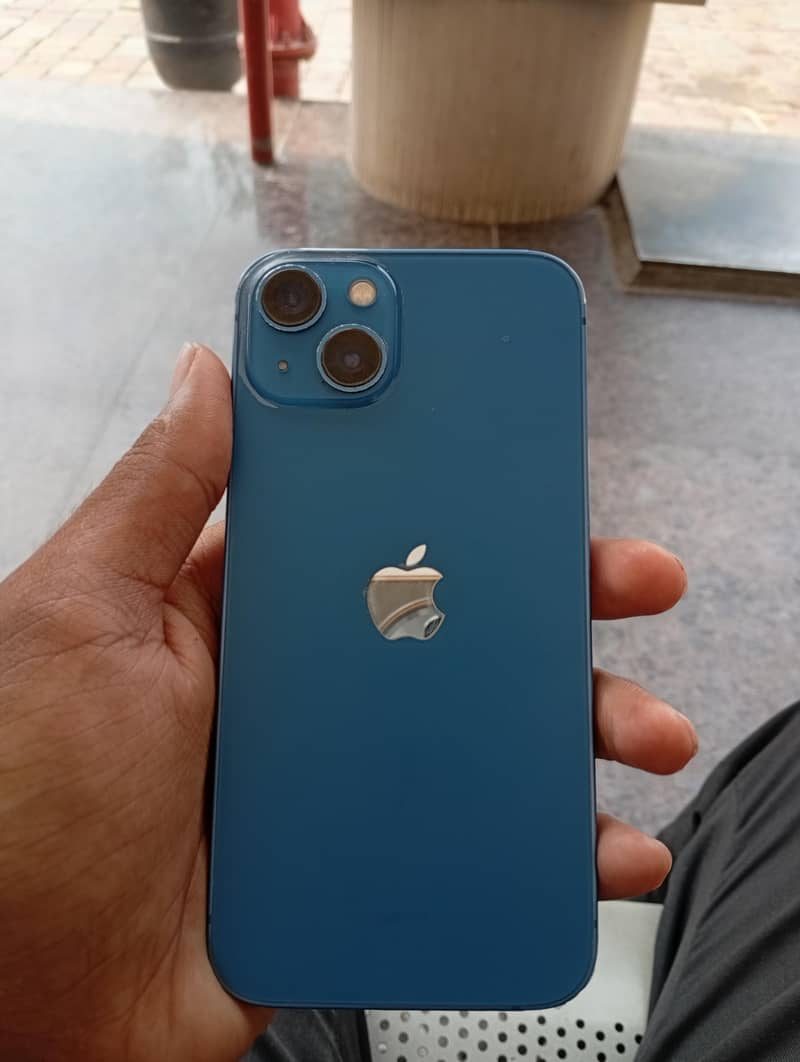 Apple iPhone 13 1