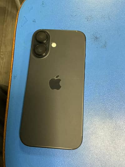 Apple iPhone 16