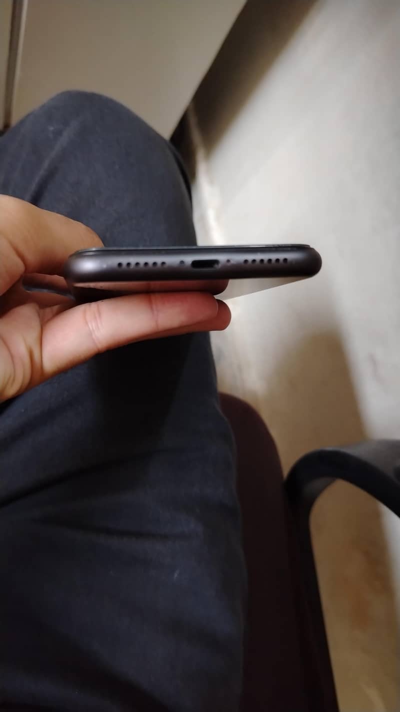 Apple iPhone 11 2
