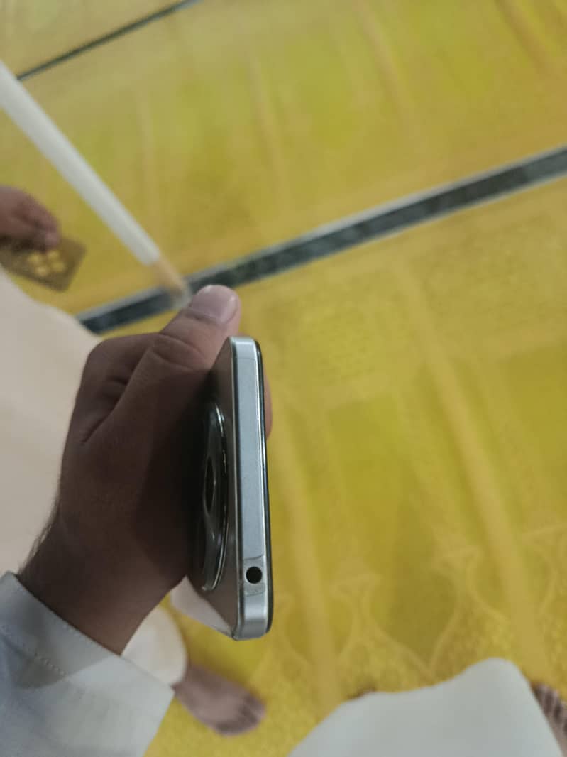 Xiaomi POCO C75 4