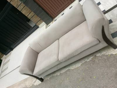 Shakeel sofa cleaning