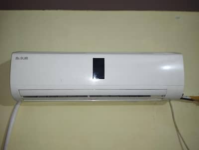 mitsubishi electric 1.5 ton ac in very good condition