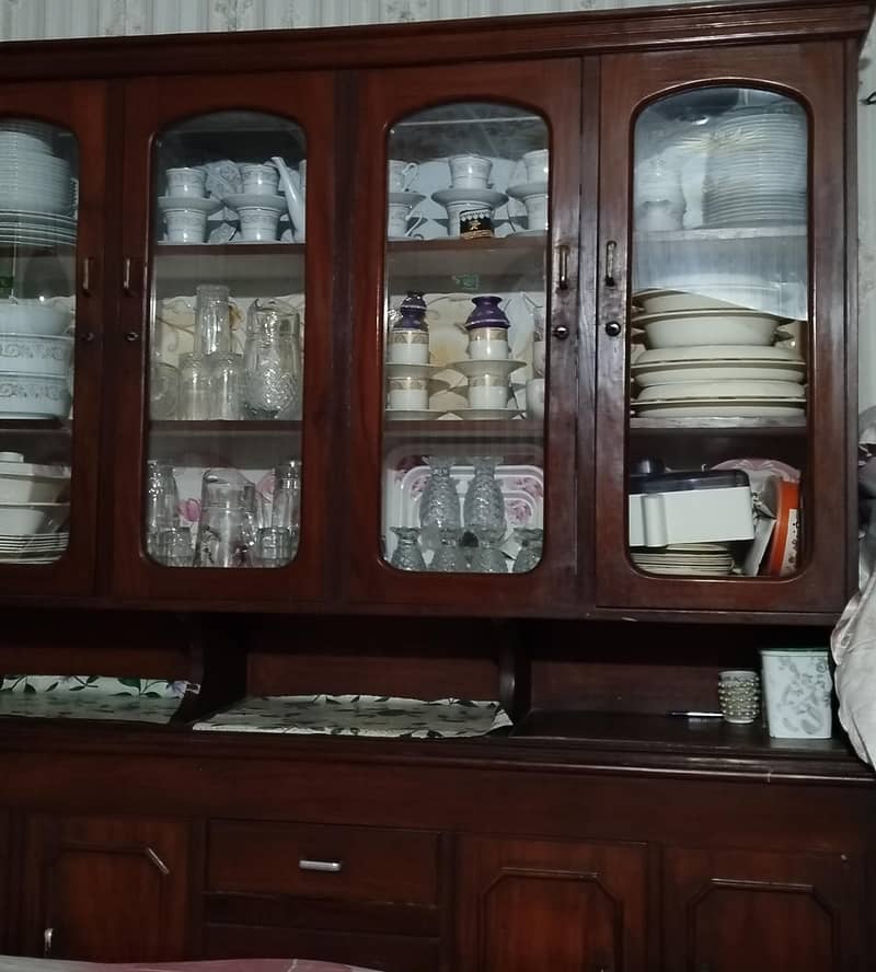 showcases 1