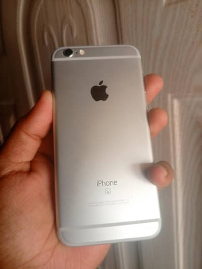 Apple iPhone 6S