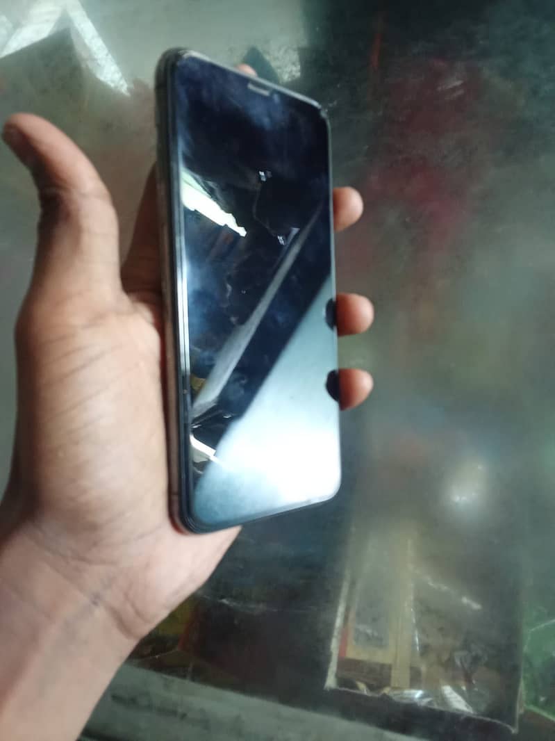 Apple iPhone X 1