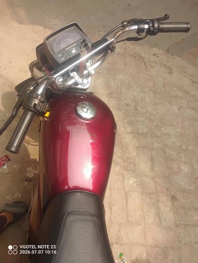Honda CD 70 ( model year 2025) Excellent condition urgent sale