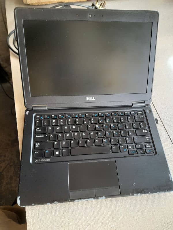 dell latitude E7250 1