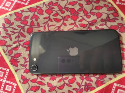 Apple iPhone SE