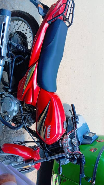 Yamaha YBR 125 r