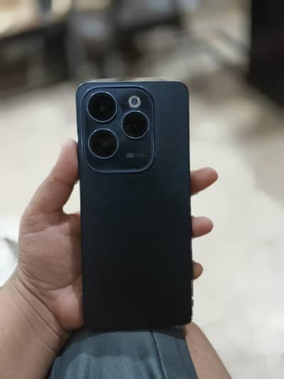 Infinix Hot 40 Pro