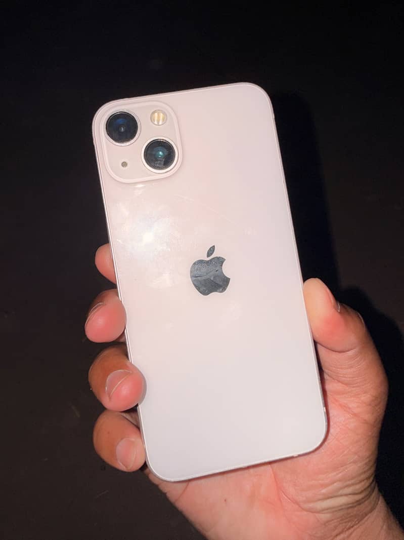 Apple iPhone 13 2