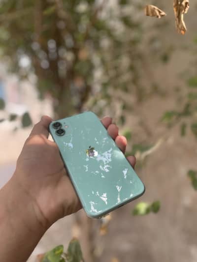 Apple iPhone 11 with box and cabel cash cam ho gay ga