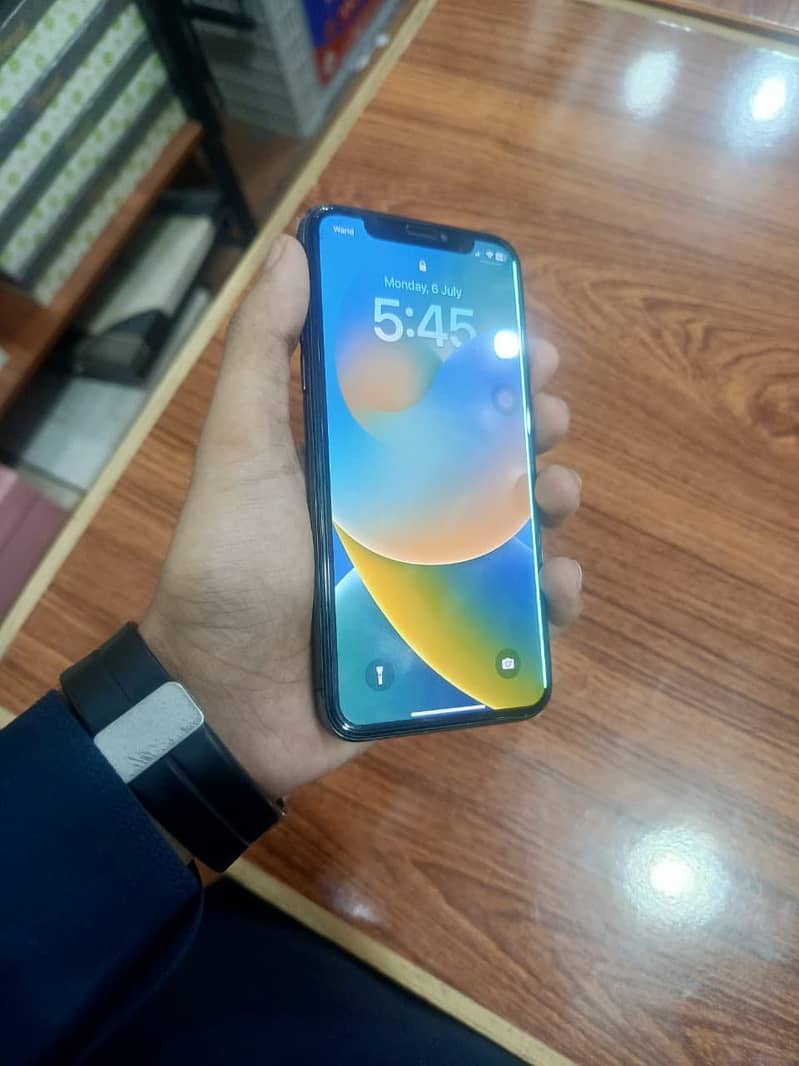 Apple iPhone X 2