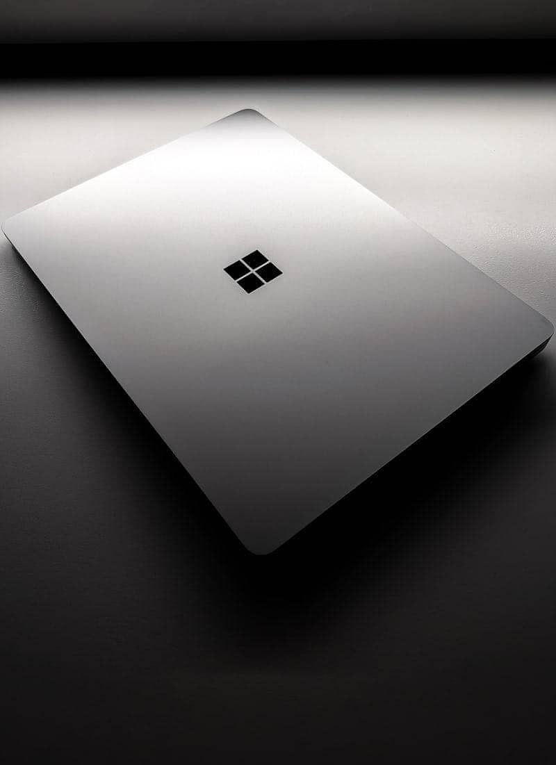 Microsoft surface laptop 5 1