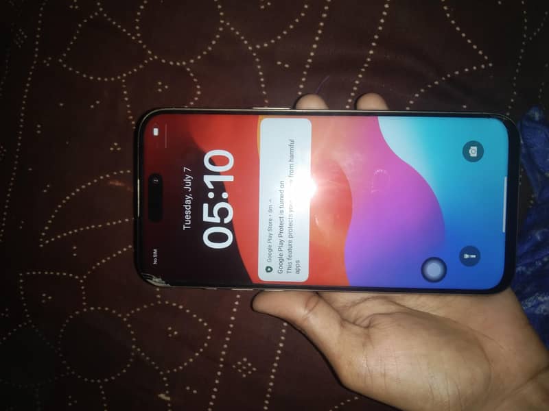 Apple iPhone 15 Pro Max 4