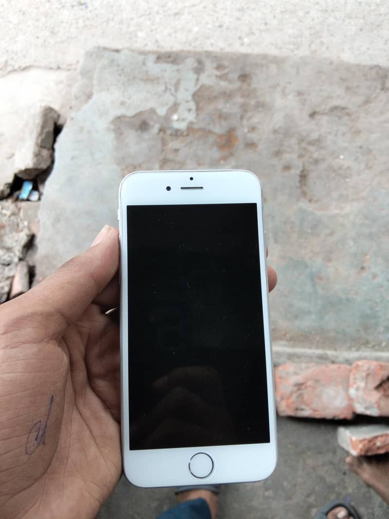 Apple iPhone 6 0