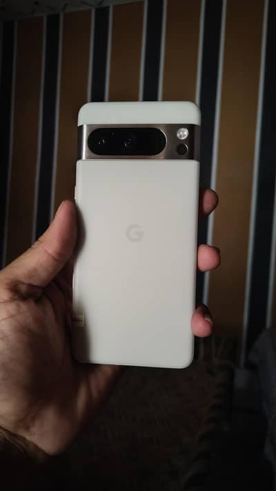 Google Pixel 8 Pro