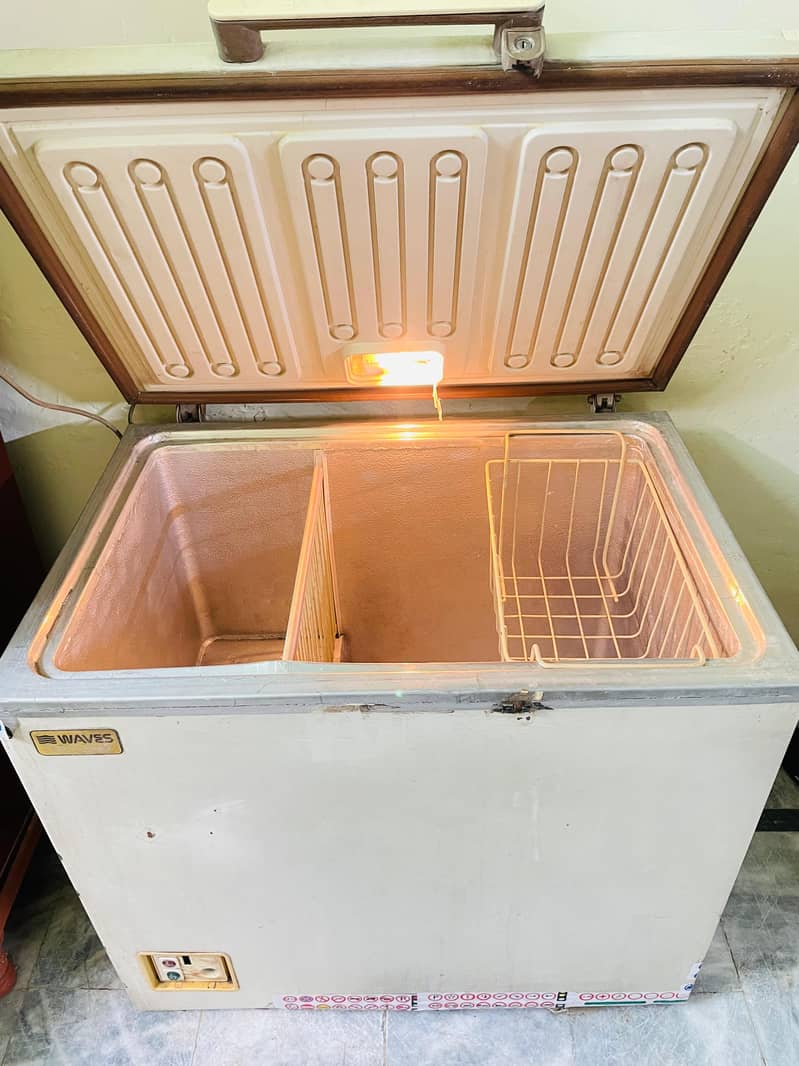 waves deep freezer 3