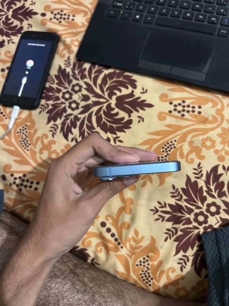 Apple iPhone 14 1