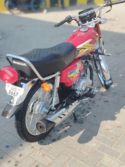 Honda 125 25 model