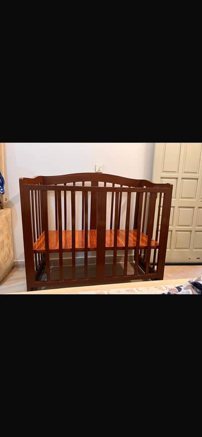 Baby’ cot
