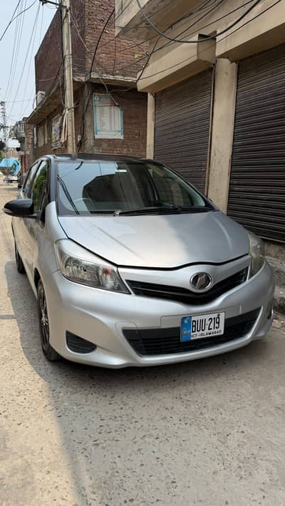 Toyota Vitz 2015